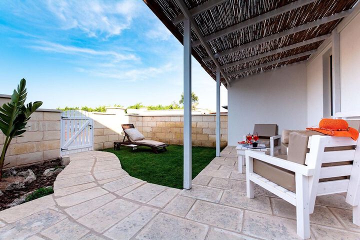 Terrace/Patio 21 of 76