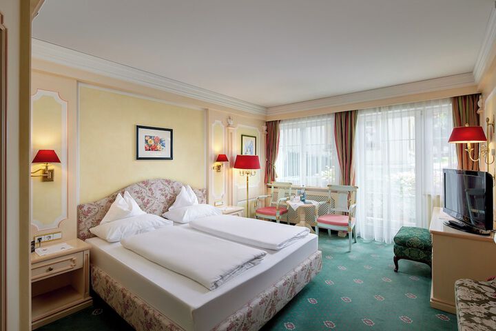 Room 45 of 204