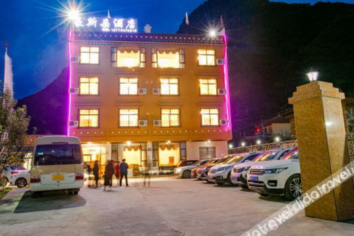 Hotel 4 of 22
