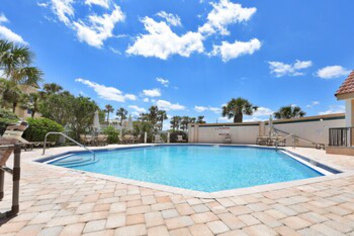 Pool 129 of 225