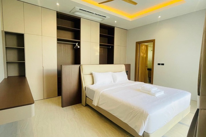 Room 88 of 107