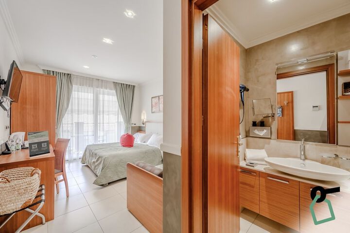 Room 20 of 69
