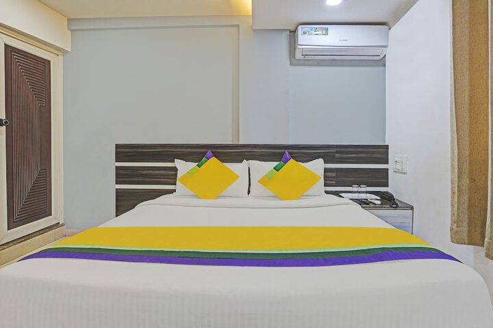 Room 17 of 25