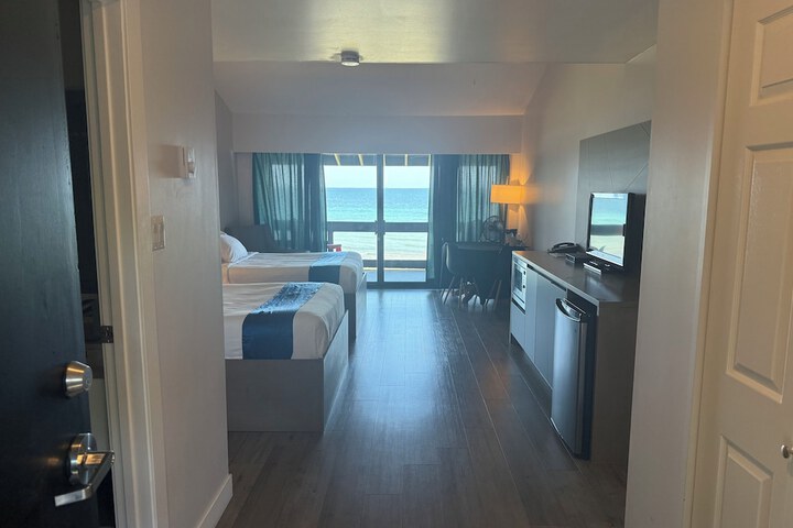 Room 17 of 71