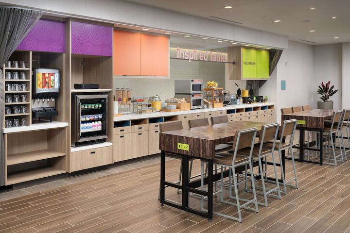 Breakfast area
