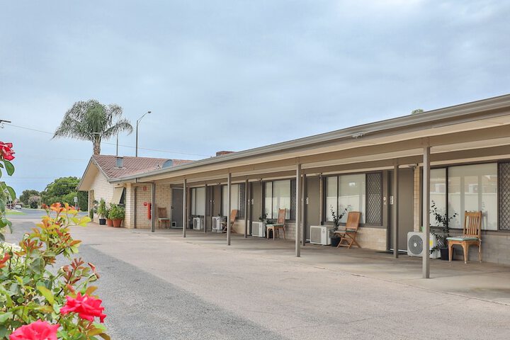 Hotel Entry