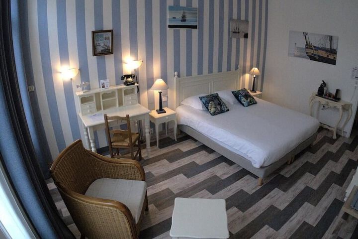 Room 25 of 50