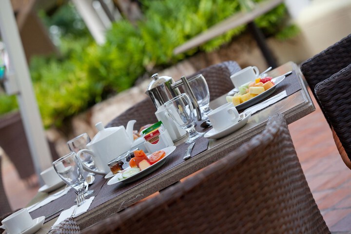 Breakfast/Coffee Service 59 of 92