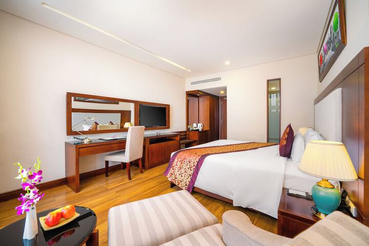 Room 12 of 57
