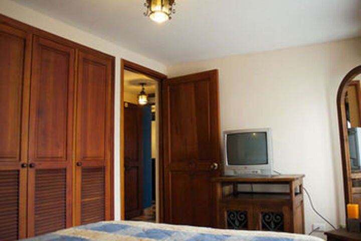 Room 5 of 23