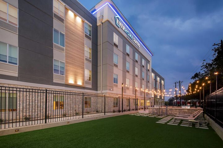 Hotel 65 of 65