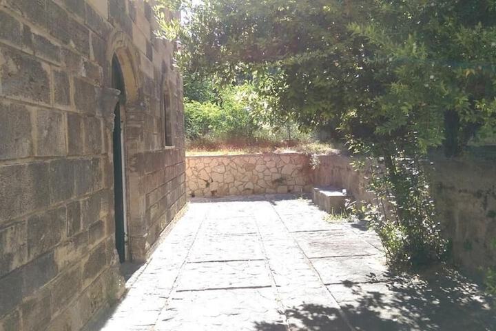 Property Grounds 31 of 53
