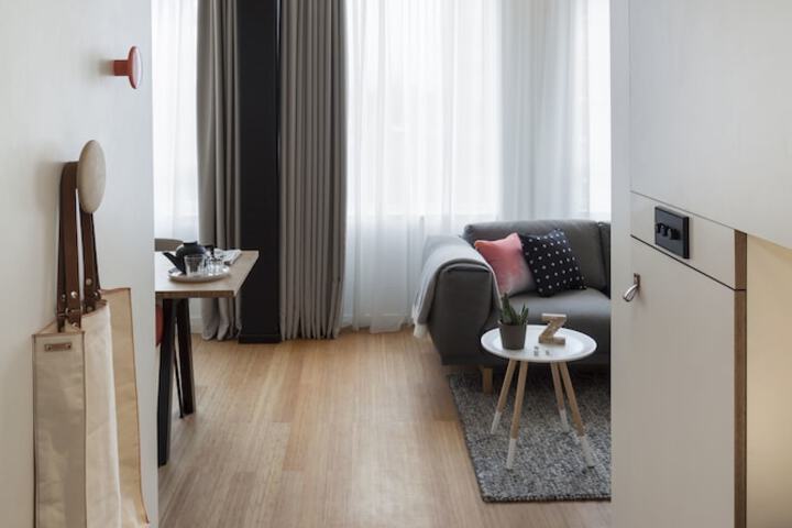 Room 5 of 51