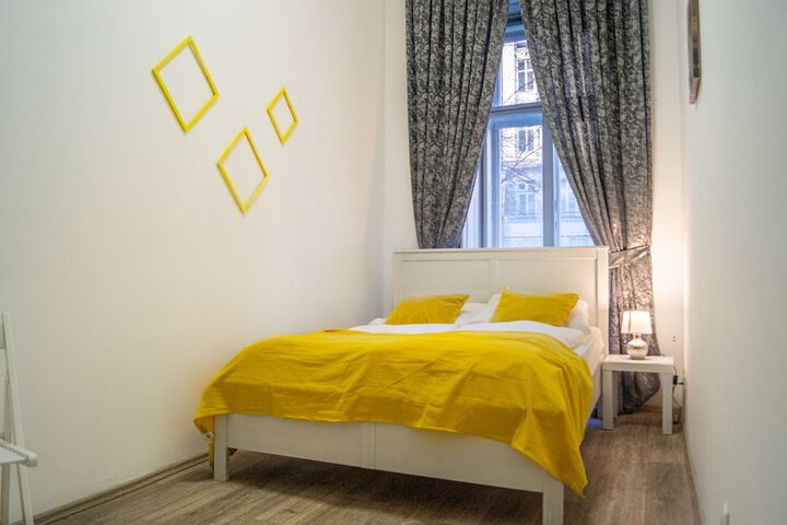 Room 54 of 118