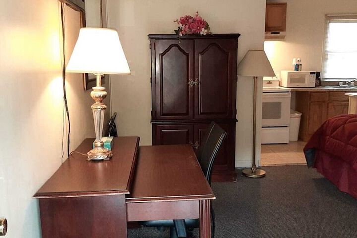 2 Double Beds (10 of 13)