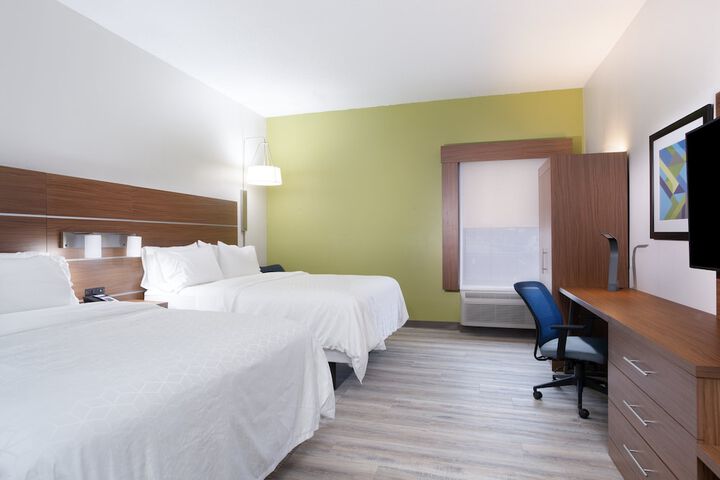 Room 15 of 44