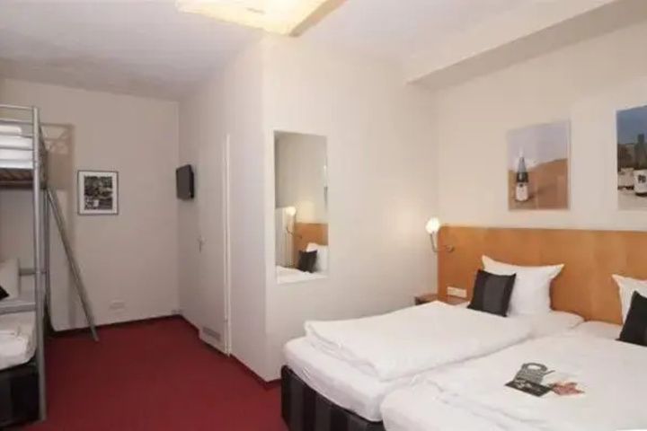 guest_rooms