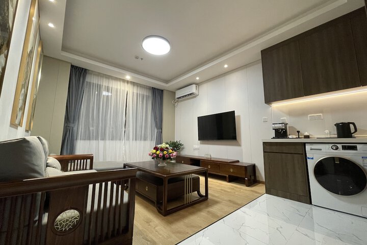 Room 5 of 89