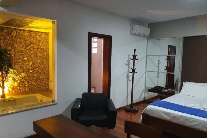 Room 12 of 46
