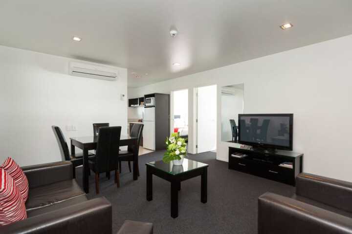 Room 5 of 34