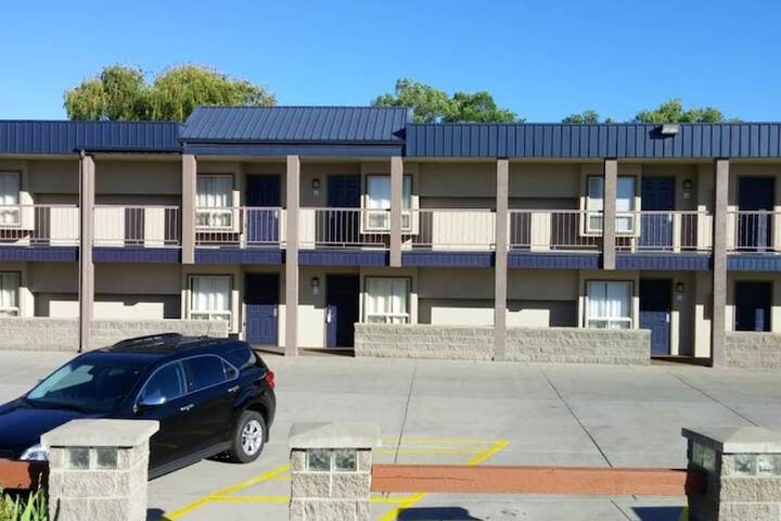 Property Grounds 13 of 15