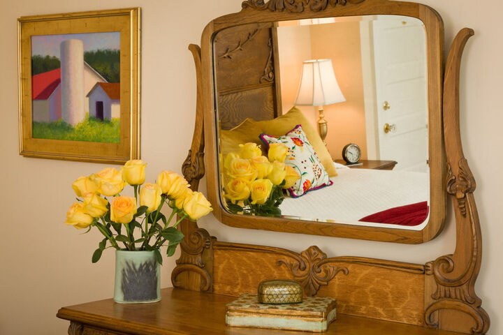Room 2 of 40