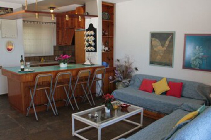 Room 11 of 12