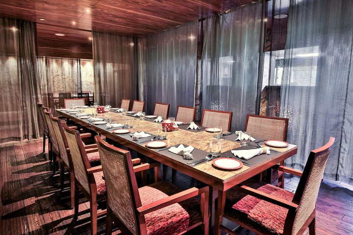 Dining 36 of 67