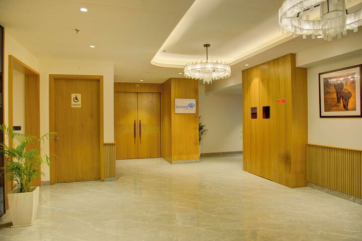 Hotel Interior 4 of 117