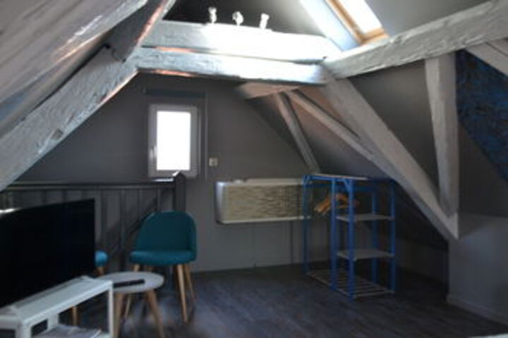 Room 27 of 31