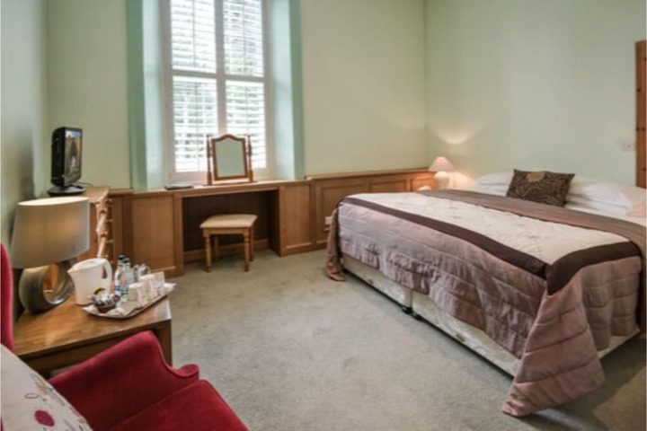 Room 19 of 34