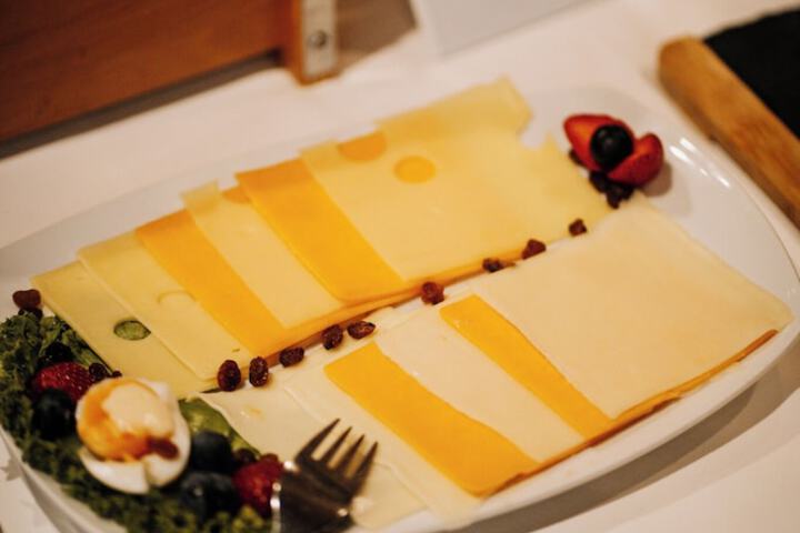 Dining 45 of 57