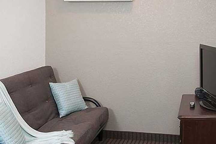 Room 16 of 30
