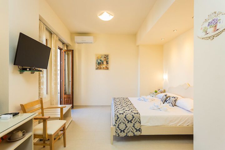 Room 7 of 60