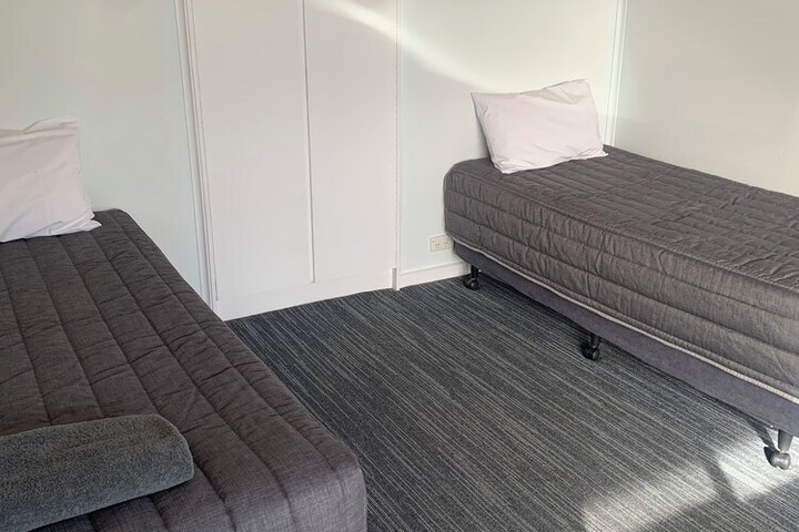 Room 11 of 65