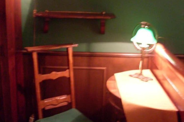 Room 6 of 29
