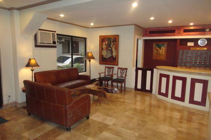 Guest Lobby