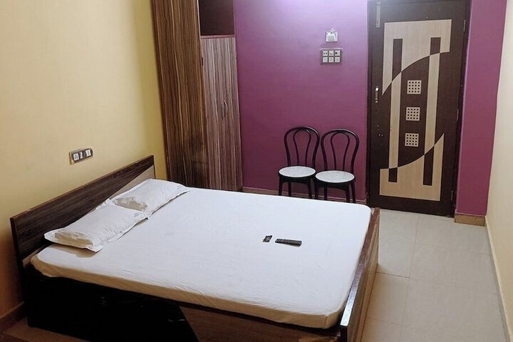 Room 7 of 34