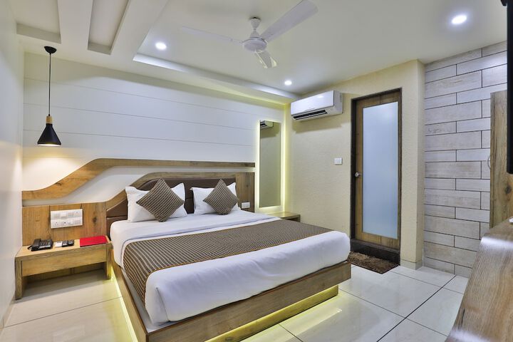 Room 19 of 66