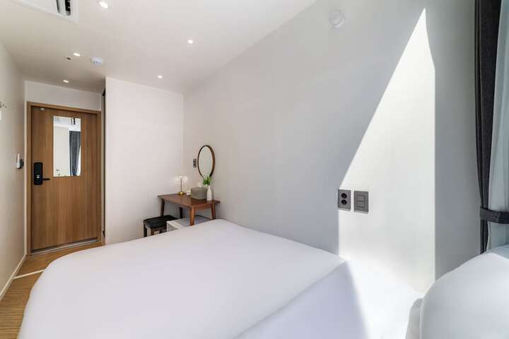 Room 46 of 130