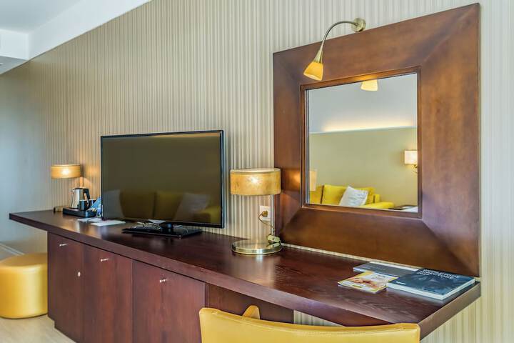 Room 20 of 101