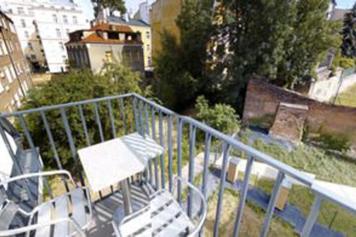 Terrace/Patio 4 of 38