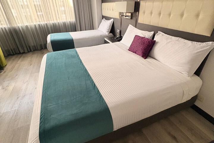 Room 18 of 39
