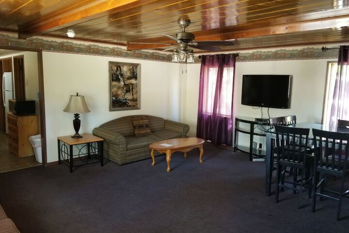 Room 68 of 149