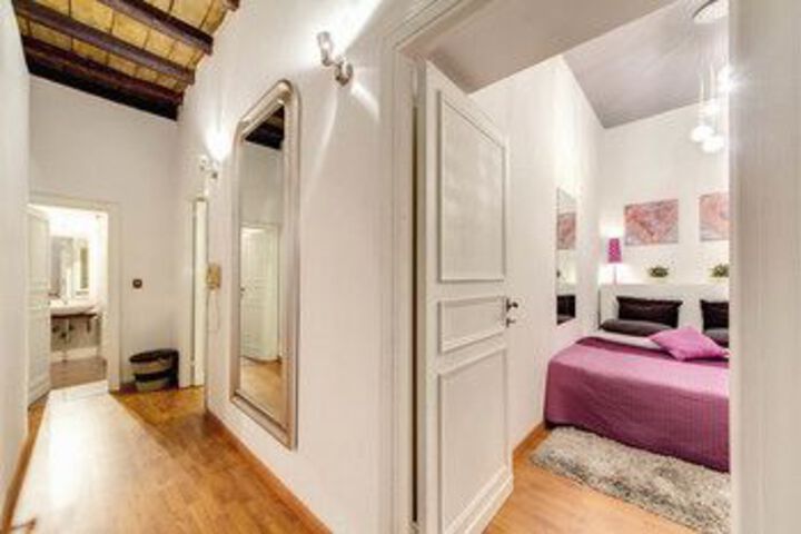 Room 48 of 330