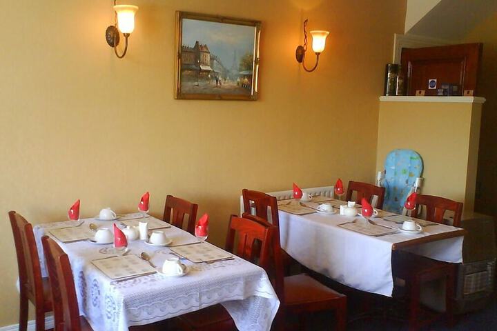 Dining Photos