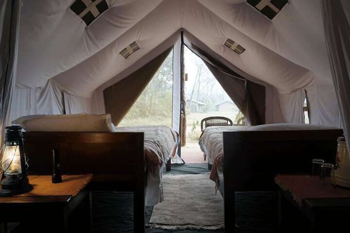 Room 7 of 12