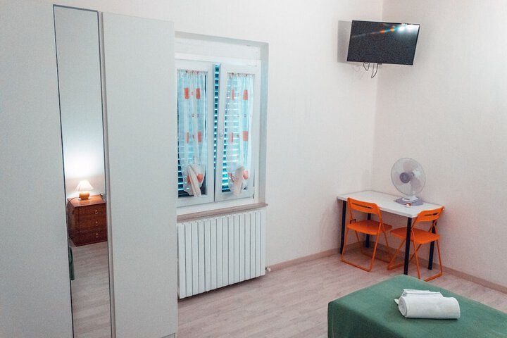 Room 3 of 14