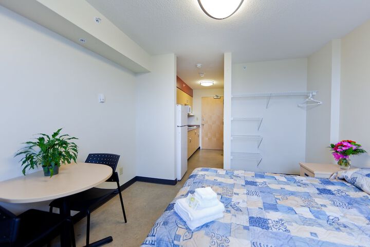 Room 13 of 81