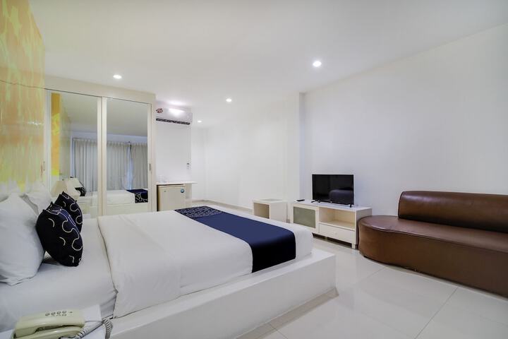 Room 28 of 70
